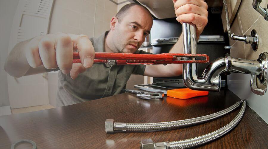 Professional clogged toilet repair in Albany, MO
